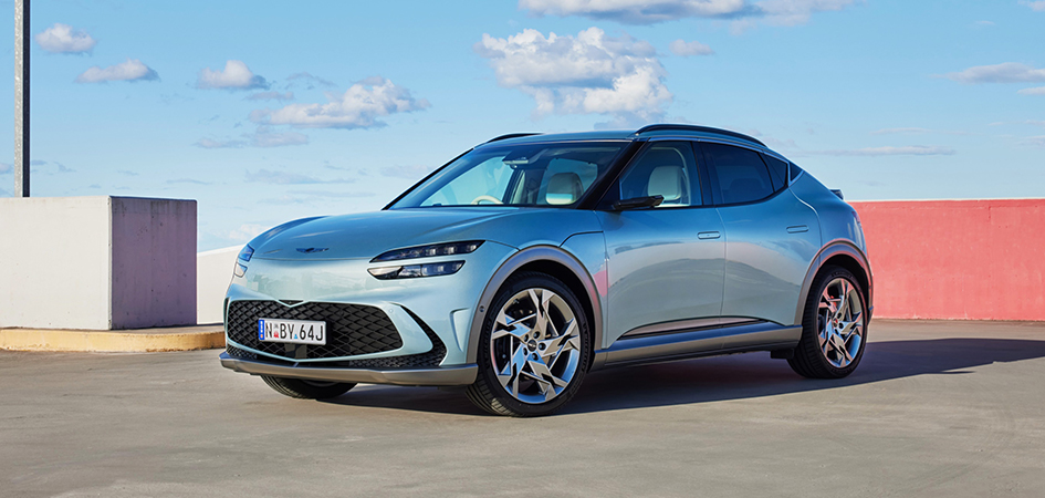 GENESIS GV60 WINS BEST ELECTRIC SUV AT WHAT CAR AWARDS 2023