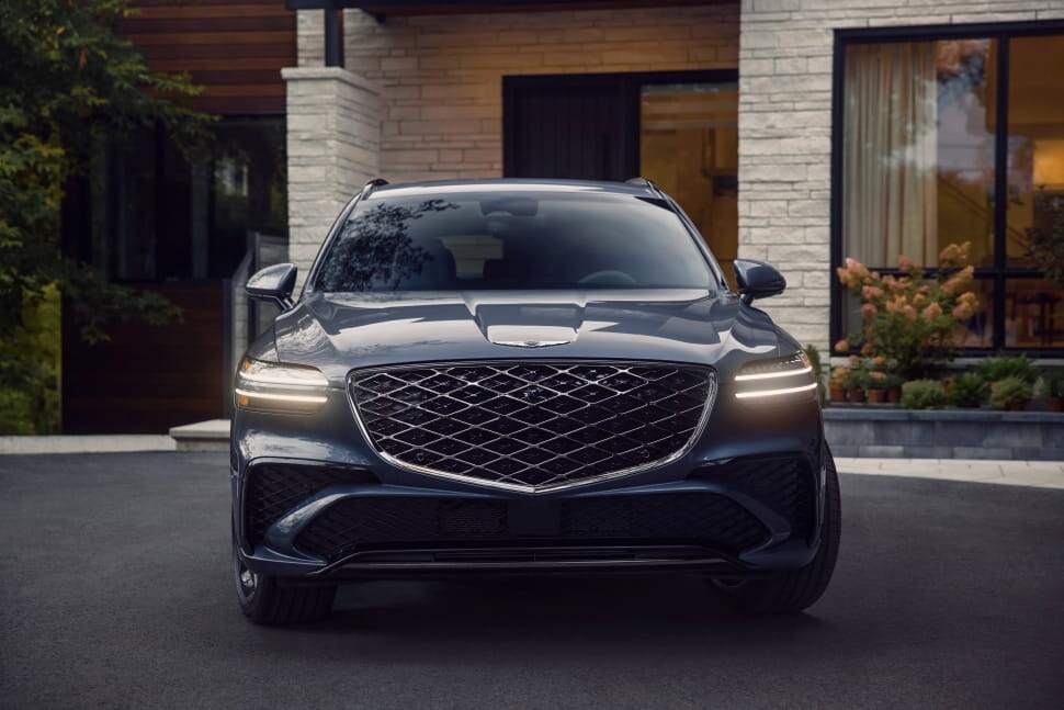 Front exterior view of Genesis GV70