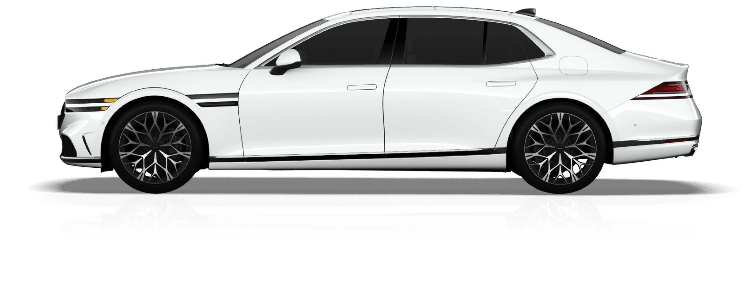 G90 in glossy Uyuni White 