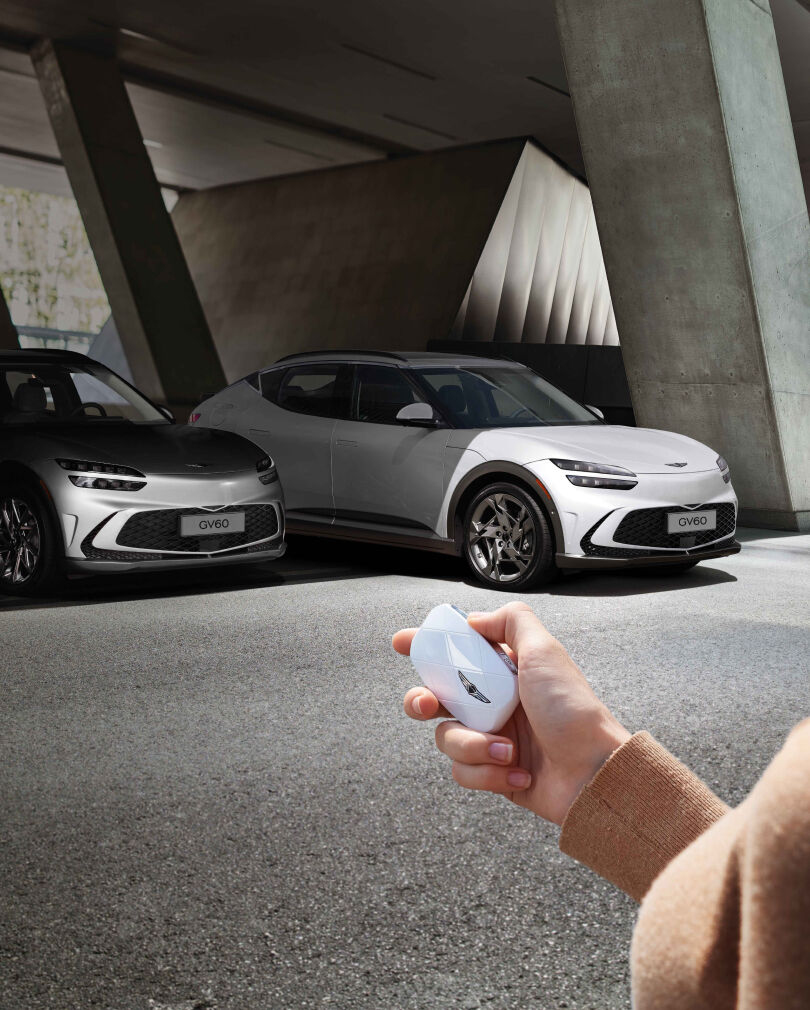 The car is being exited remotely using the smart key.