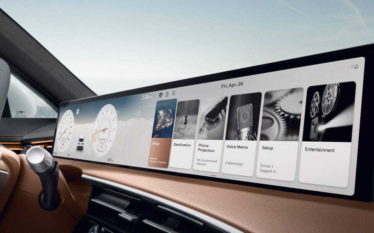This is a wider view of the active wide display from the passenger seat.