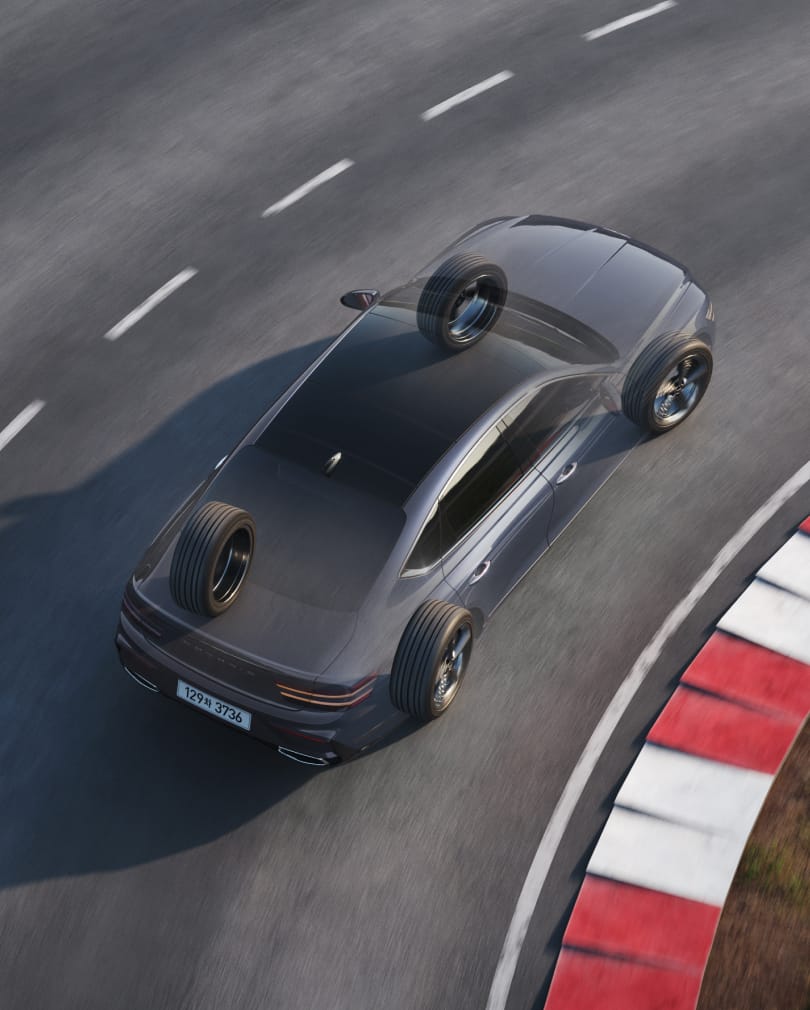 G80 ์ฐจ๋์ด ๋๋ก ์ปค๋ธ๊ธธ์ ์ฃผํ ์ค์ธ ๋ชจ์ต ์
๋๋ค. ์ฐจ๋ ๋ด๋ถ๊ฐ ํฌ๋ช
ํ๊ฒ ๋ณด์ฌ ์ฐจ๋ ๋ฐํด์ ์์ง์์ด ๋ณด์
๋๋ค.