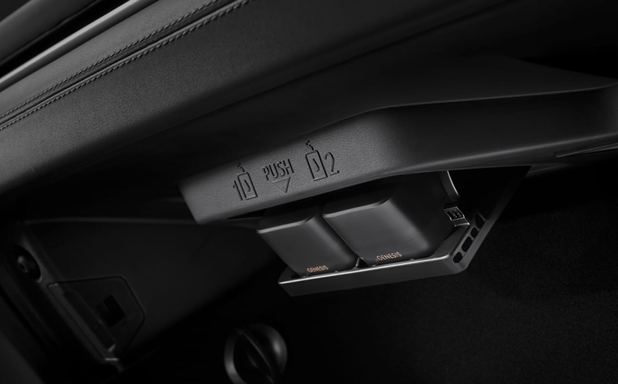 ์กฐ์์ ๊ธ๋ก๋ธ ๋ฐ์ค์ ๋๊ฐ์ ๋ํ์ ๋ฐ์ค๊ฐ ์ด๋ ค์๋ ๋ชจ์ต