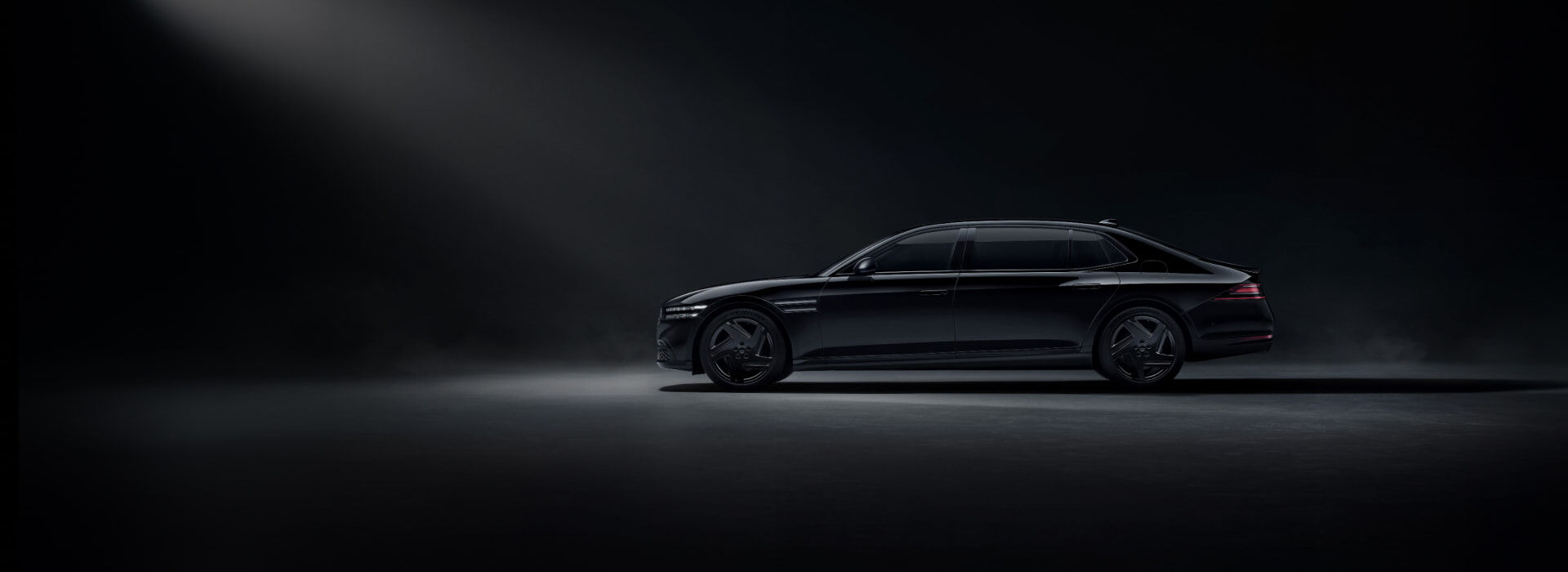 G90 Long Wheel Base Black 이미지