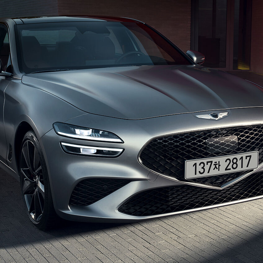 genesis-g70-gallery-gallery-g70-sport-large-1.jpg