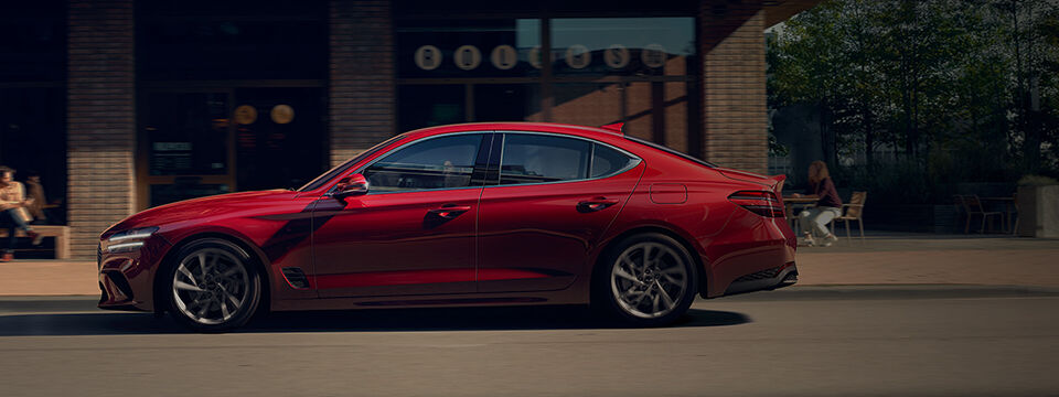genesis-g70-gallery-next-spec-large-r.jpg
