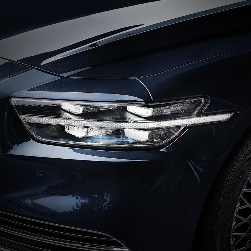 genesis-g90-gallery-gallery-exterior-large-6.jpg
