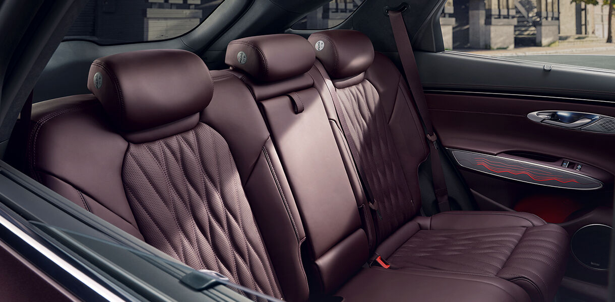 genesis-gv70-design-prime-nappa-seats-large.jpg