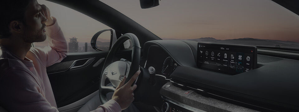 genesis-ww-performance-g80ev-technology-21-desktop-960x360