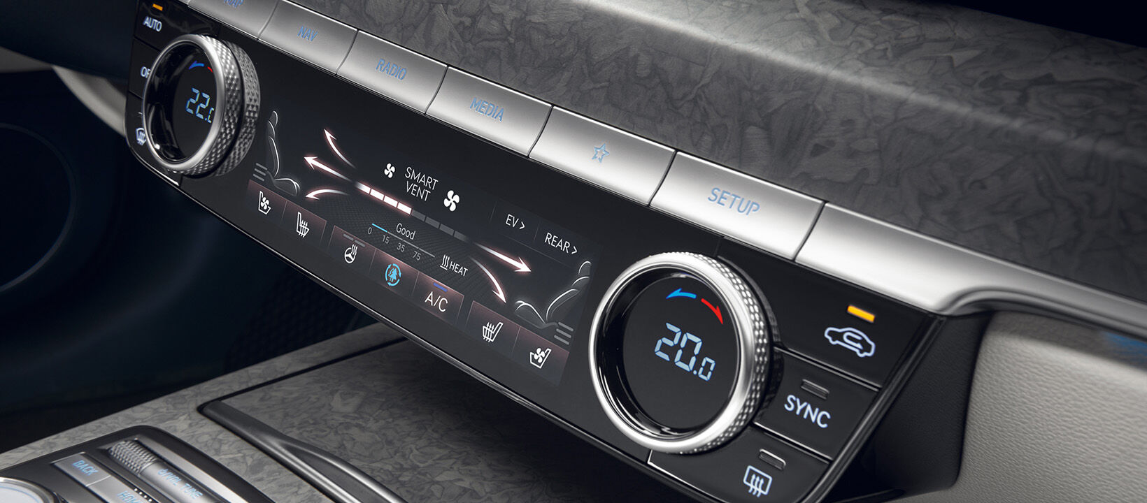 genesis-kr-technology-g80ev-touch-controller-desktop-1640x720-ko.jpg