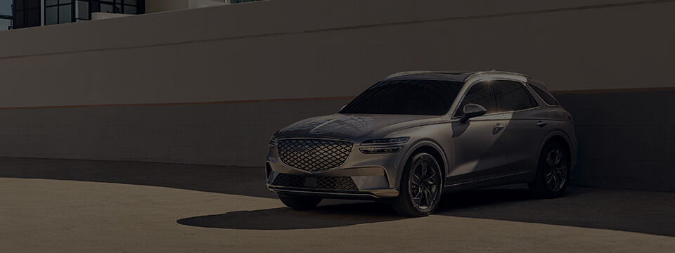 Genesis Electrified GV70 driving image