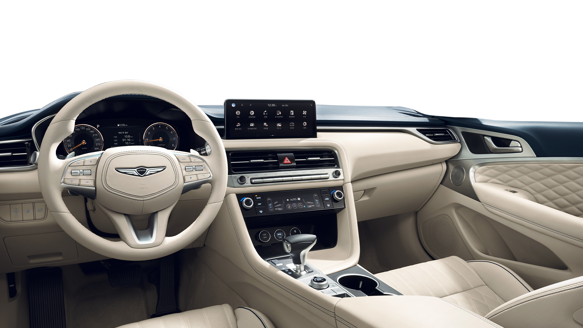 The G70's interior in Forest Blue/Vanilla Beige Two-tone