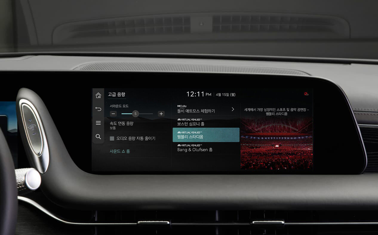 The premium sound selection screen is seen on the infotainment display.