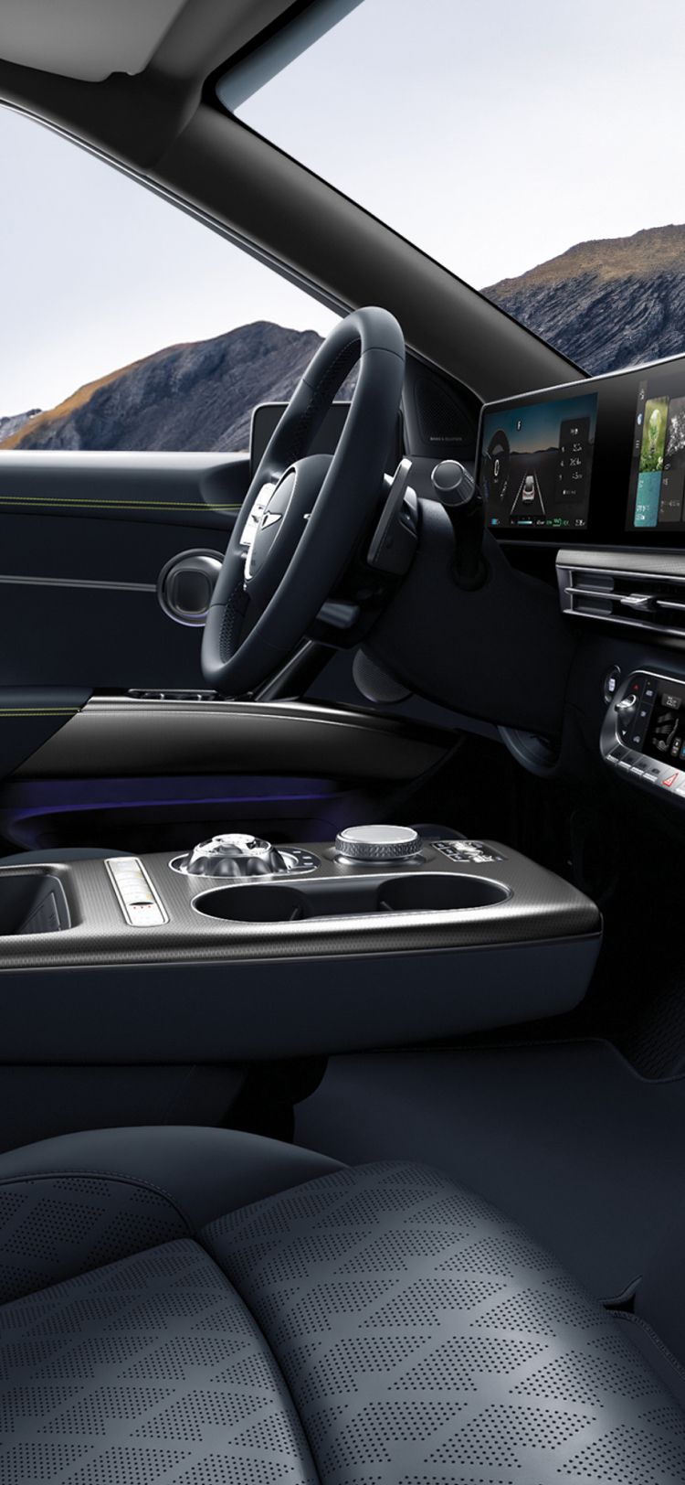 GENESIS GV60 Electric SUV | جينيسيس الشرق الأوسط و أفريقيا