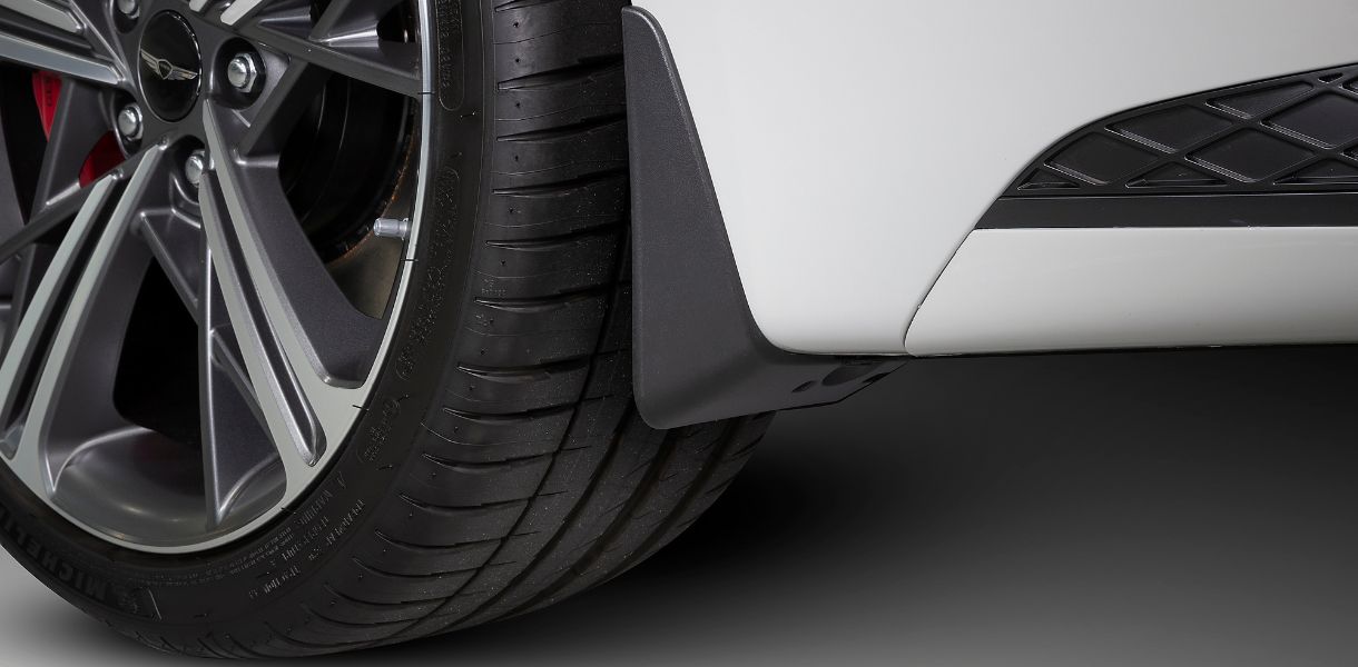 G70_Accessories_Mud_Guard_1220x600 - 5