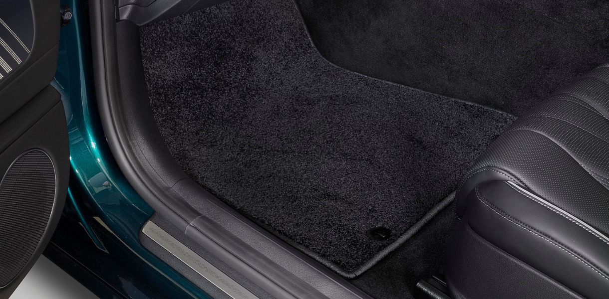 G80_Accessories_Carpet_mat_JIF14AC200_desktop_1220x600 - 43
