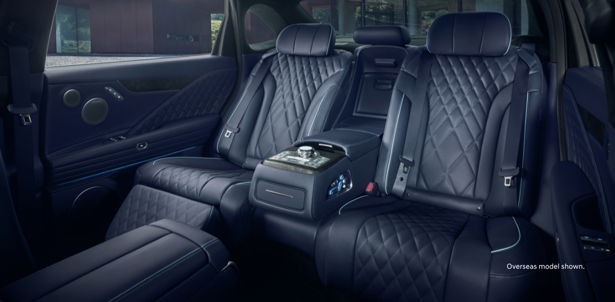 Each rear seat features independent reclining and leg support controls, allowing passengers to adjust the angle and tilt for maximum comfort