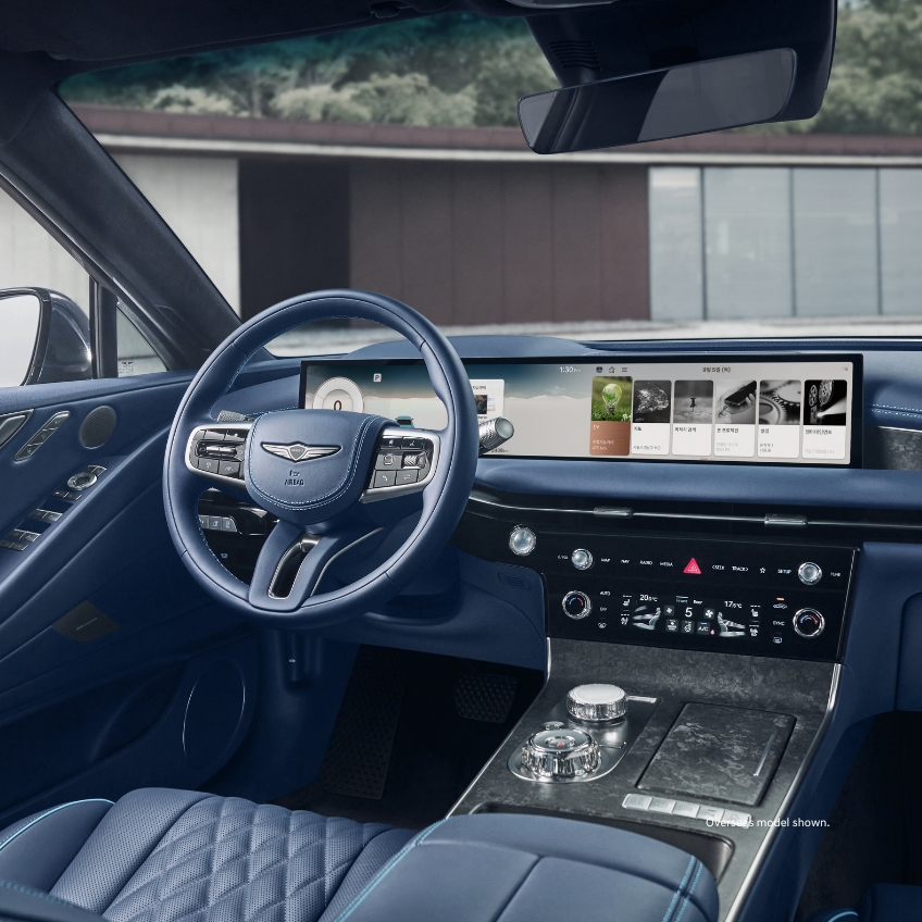 The Genesis G80 Touch Controller with a handwriting recognition touchpad for less complicated keyboard input.