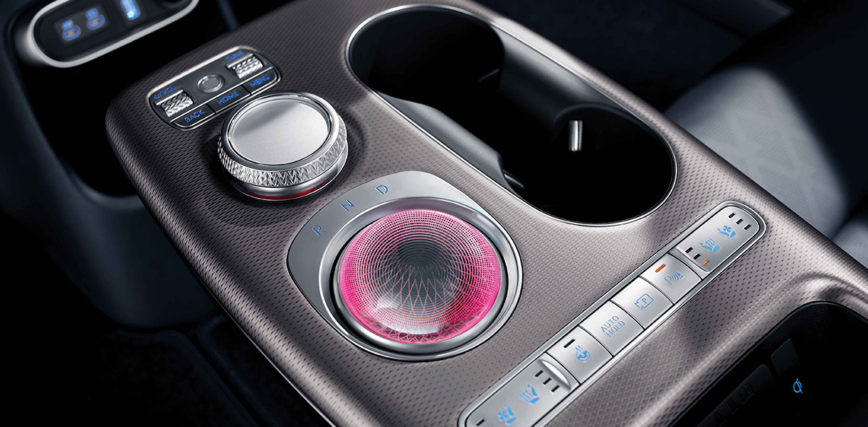 Genesis GV60 floating console