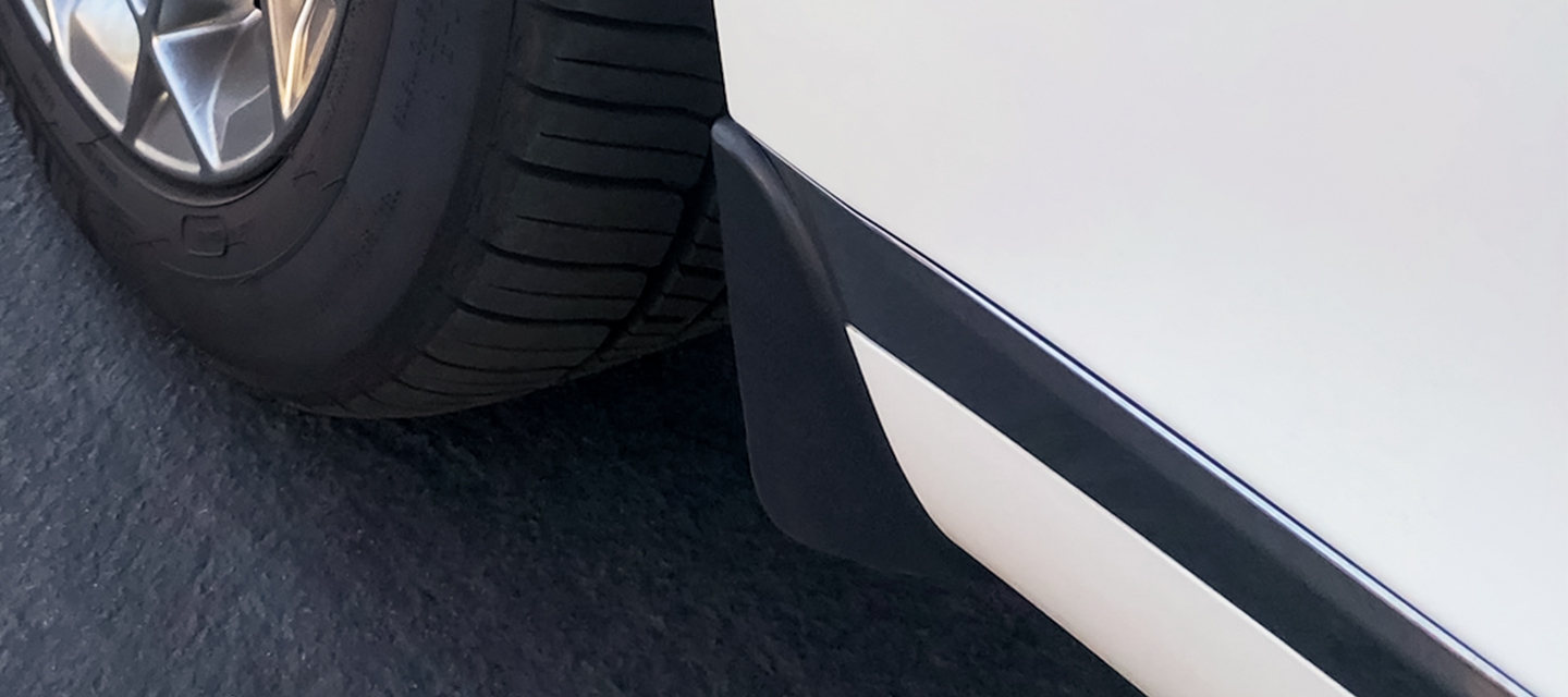 Mudguard accessory for 2022 Genesis G80.