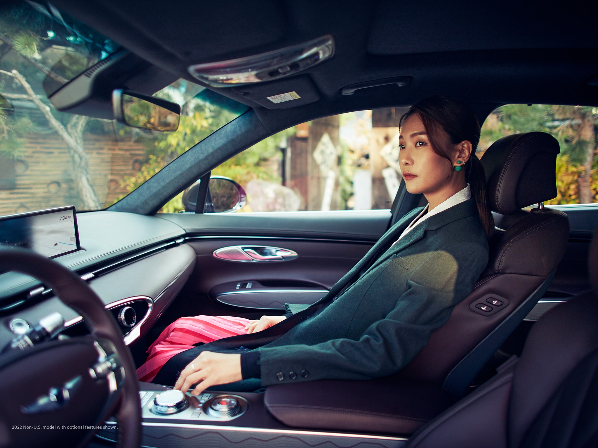 2022 Genesis GV70 interior front seats.