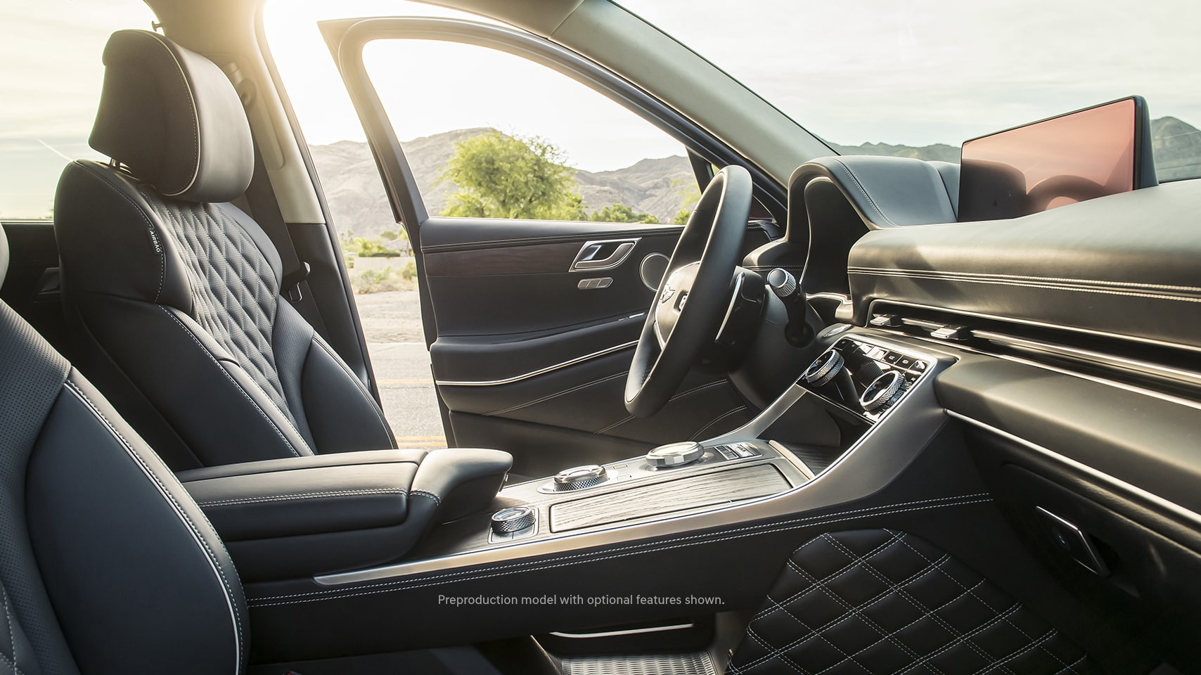 2023 Genesis GV80 black interior