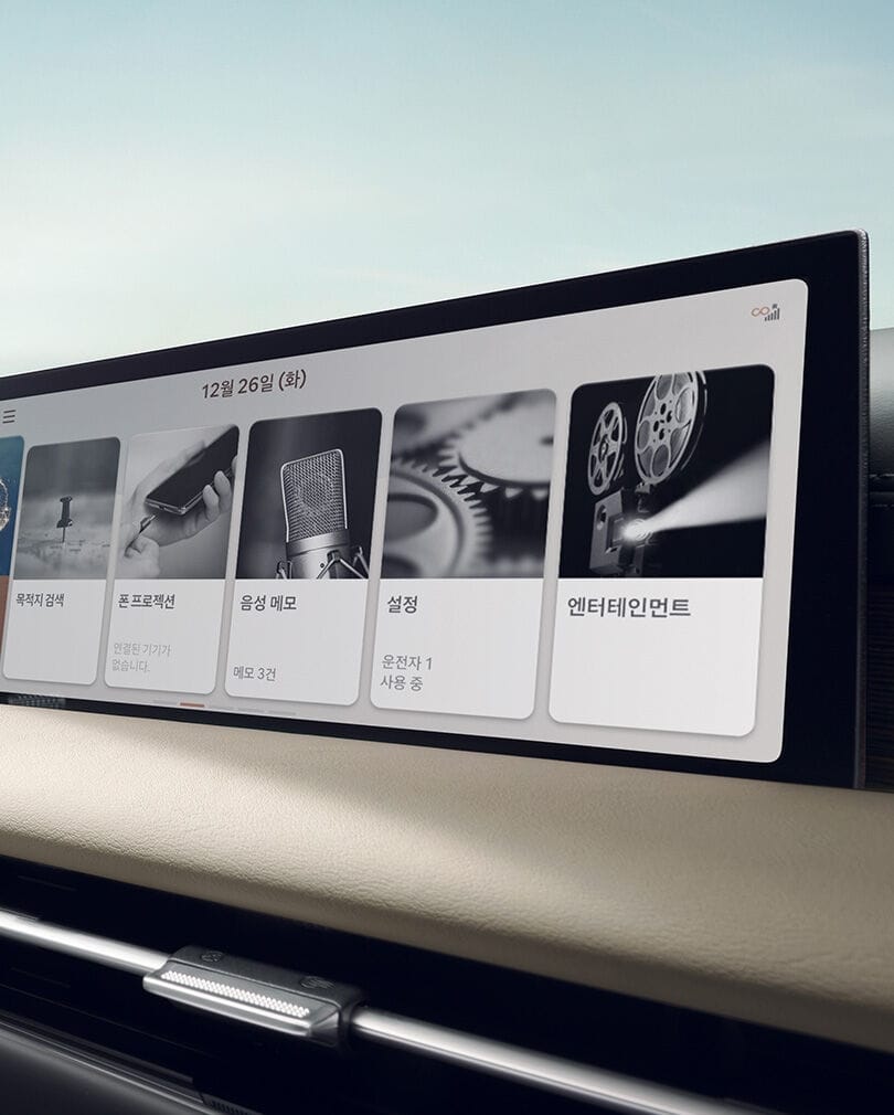 Широкоформатный 27-дюймовый OLED-дисплей 